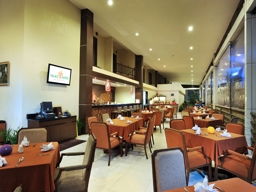 Flamboyan Cafe - Palace Hotel Cipanas